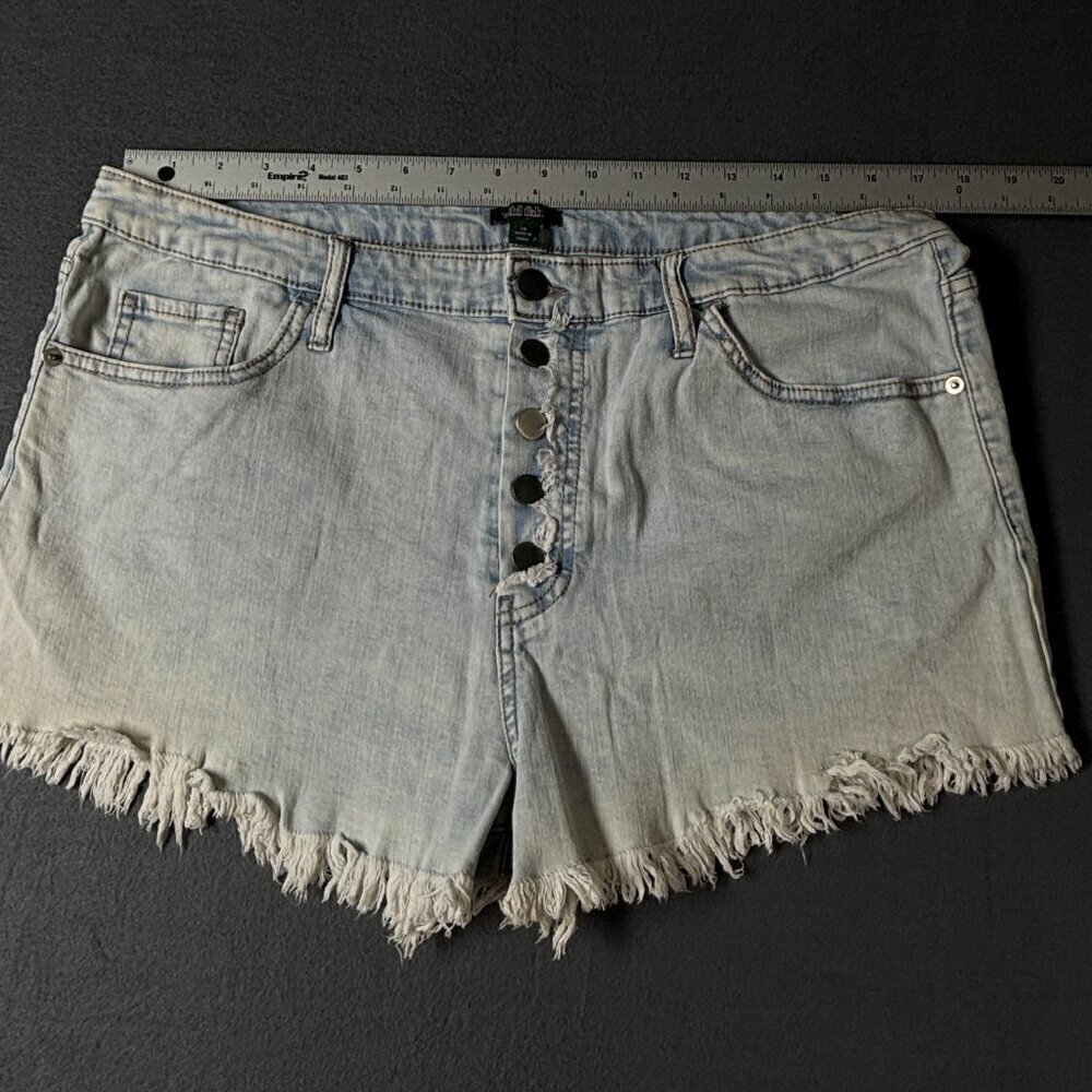 Wild Fable 5 Button Jean Shorts Size 18 - Picture 4 of 8